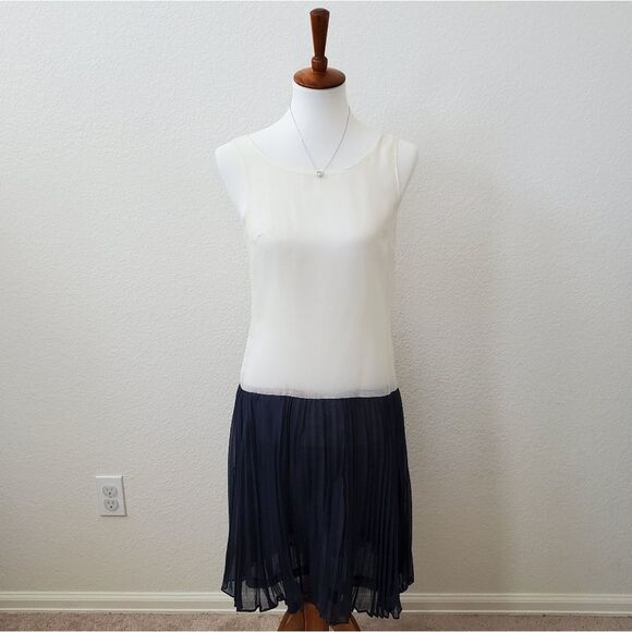 R&K Originals Vintage 2-Piece Sleeveless Dress or Uniform Set w/ Belt - Picture 5 of 16